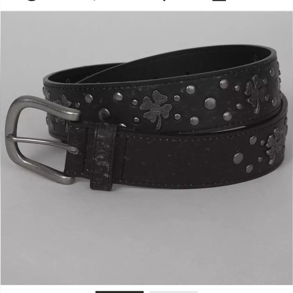 BKE Shamrock Studded Belt 42 Black Black